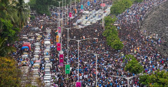 Mumbai Halts To Salute Team India S Victory Parade