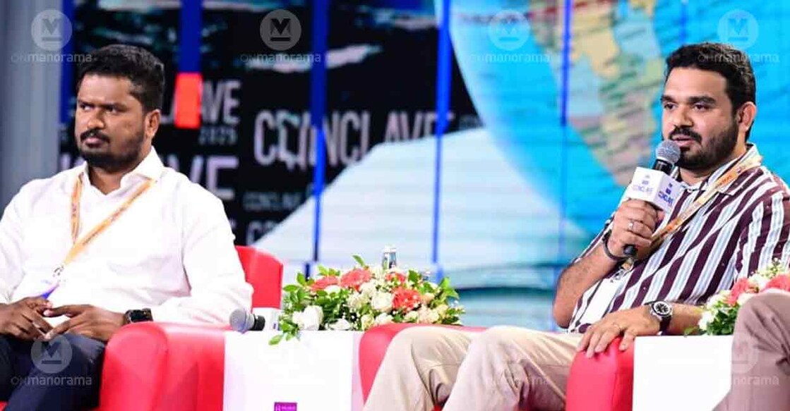 Jain University director Tom M Joseph and Learnfluence Education MD Orwell Lionel at Manorama News Conclave. Photo: Manorama