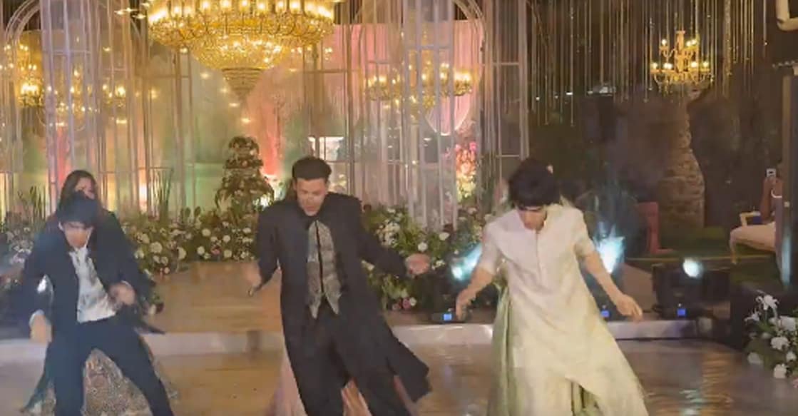 Hrithik with his sons Hrehaan and Hridhaan. Photo: X