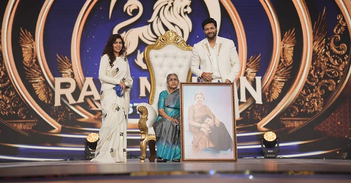Kenisha Francis with Ravi Mohan and his mother. Photo: Instagram / iam_ravimohan
