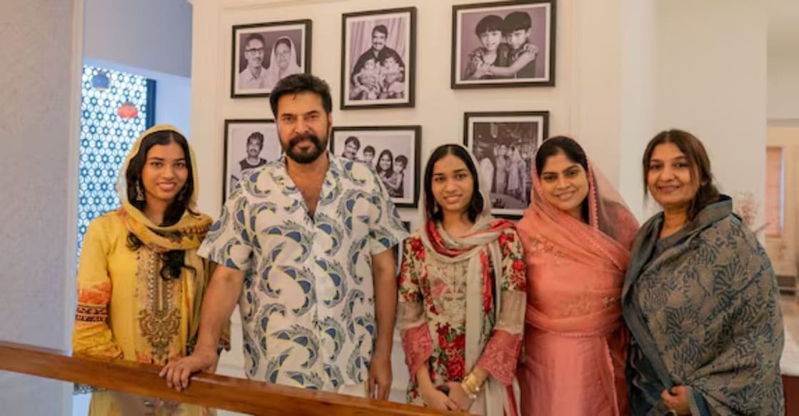 Mammootty and Sulfath with Cochin Haneefa's family. Photo: Manorama Online