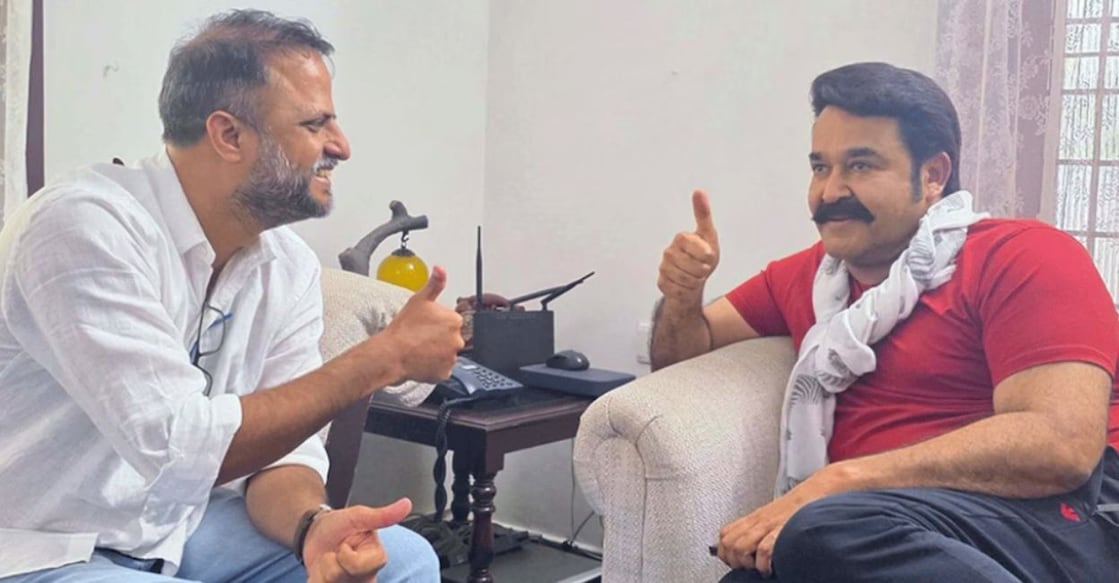Jude Anthany with Mohanlal. Photo: judeanthanyjoseph/ Instagram