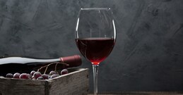 When is the right time to start making grape wine for this Christmas: A step-by-step guide