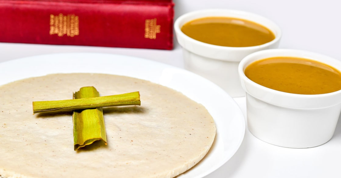Pesaha appam and paal. Photo: Shutterstock/SAVIKUTTY VARGHESE