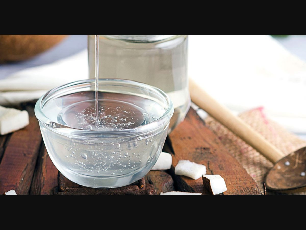 How to make cold-pressed virgin coconut oil at home | DIY Kitchen hacks