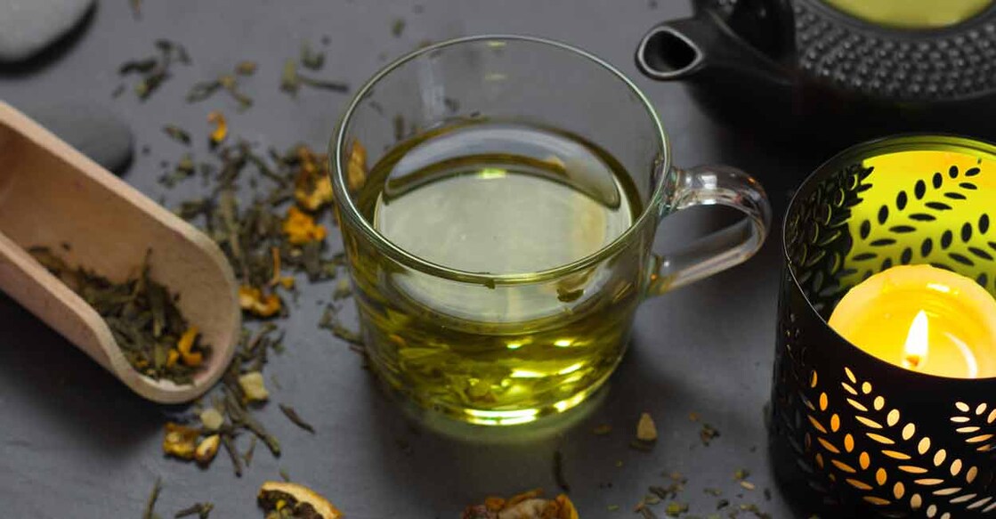 High-dose green tea extract is a concentrated supplement made from green tea leaves. Photo: iStock/nevarpp