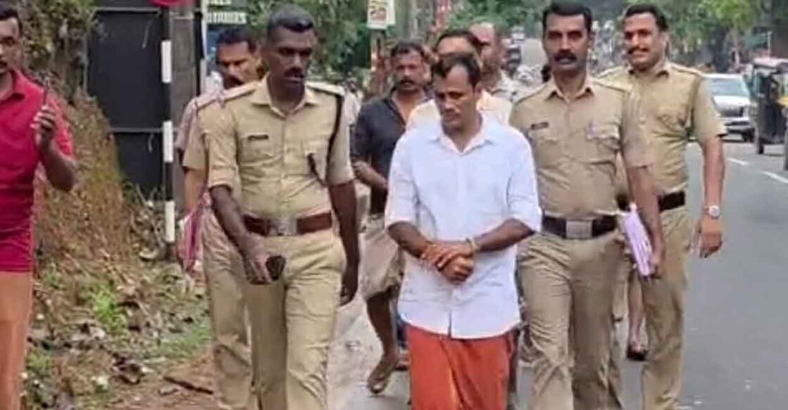 Kunnath Ijlal (33) of Kuppadithara in Padinharathara, Wayanad, was arrested by the Koduvally police in connection with a theft at the Theyyathinkavu Bhagavathi Temple in Vavad, Kozhikode. Photo: Special arrangement
