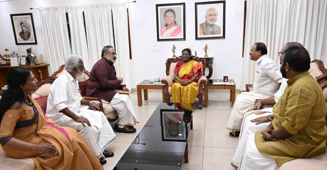 Kerala BJP delegation meets President Murmu. Photo: IANS