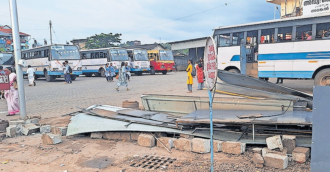The snack centre had been operational for the past three years and was shut down by municipal authorities on July 1, citing the absence of a valid licence. Photo: Manorama