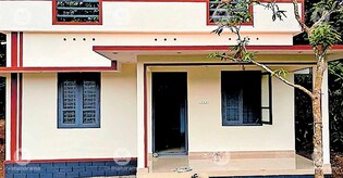 Benevolent Kannur natives build house for Kollam family living in roadside shanty