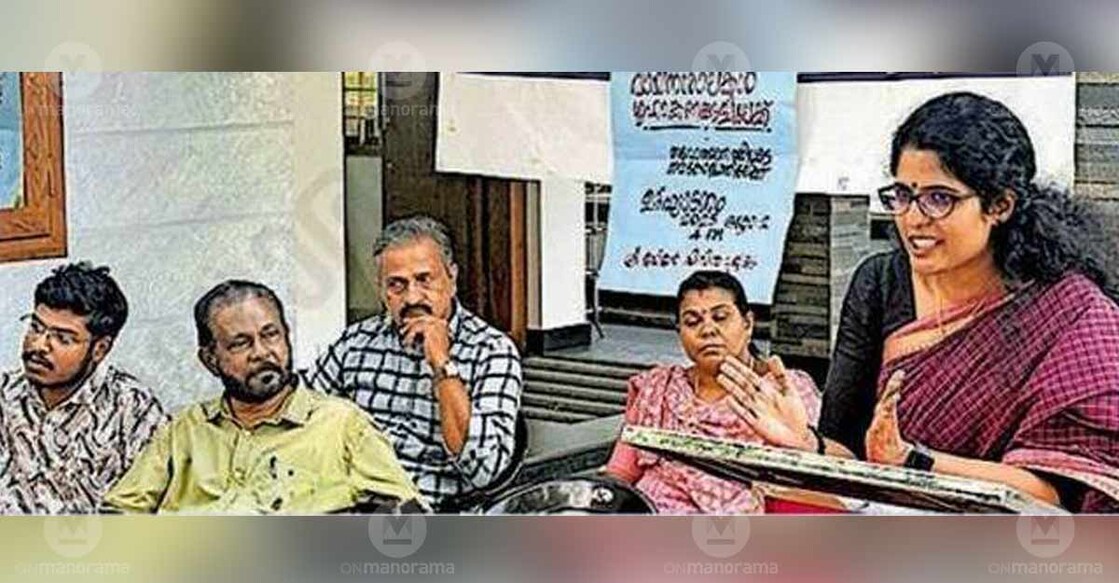 Writer K S Akhila inaugurating Courtyard Gathering. Photo: Special arrangement