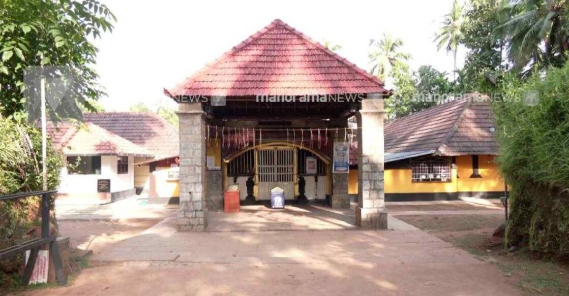 Kotta Vettakkorumakan temple in Balussery. Photo: Manorama News