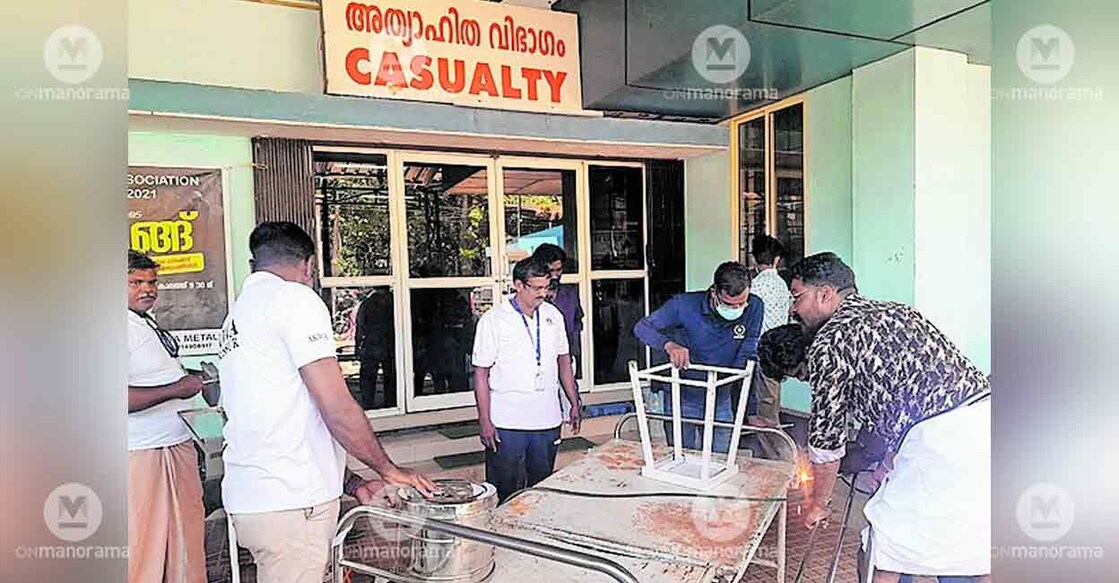 welder-hospital-furniture