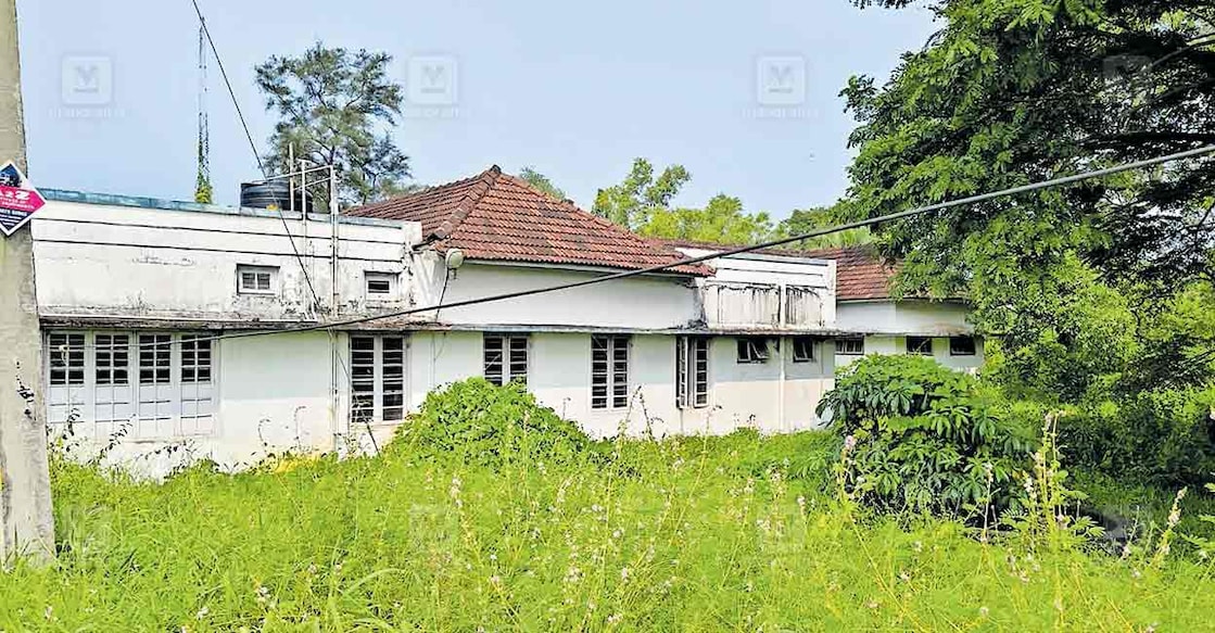 Pathirappally ESI Hospital premises. Photo: Manorama