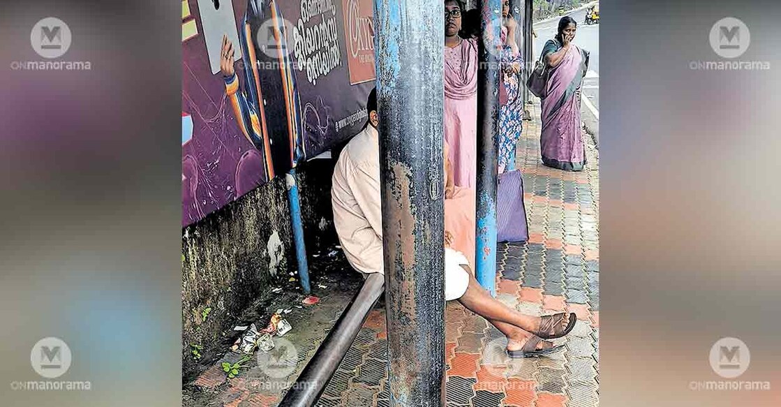 tube-pipe-bus-shelter