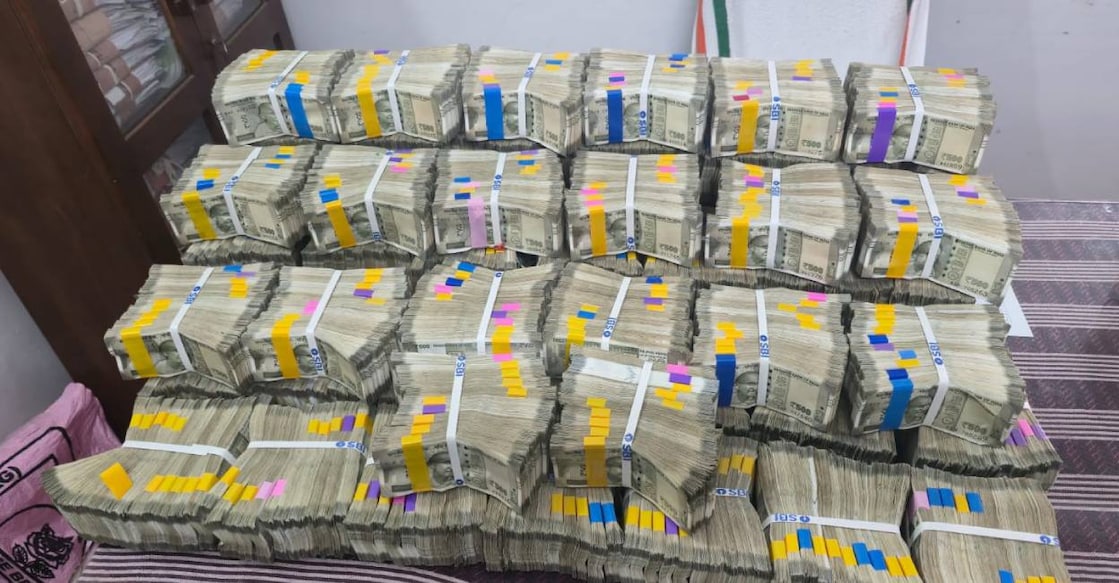 Money seized from the five-member gang in Wayanad. Photo: Special Arrangement