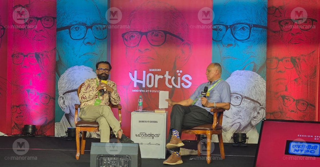 Dr Jacob M Puliyel ( right) with writer Ameer Shahul at Manorama Hortus 2.0. Photo: Manorama