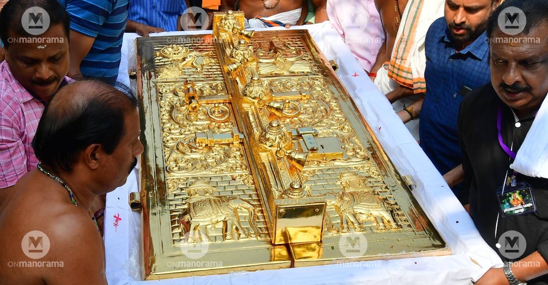 gold-plated-door-sabarimala