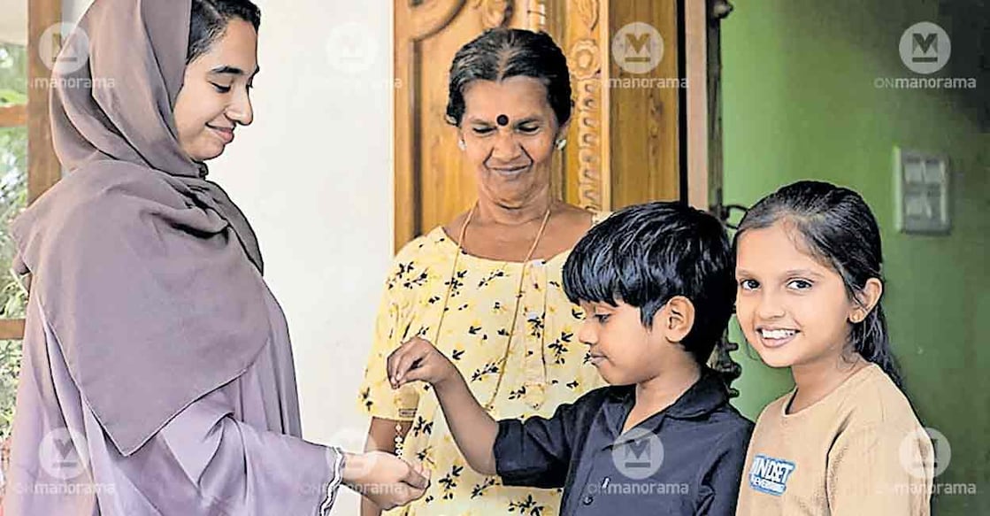 diamond-bracelet-student