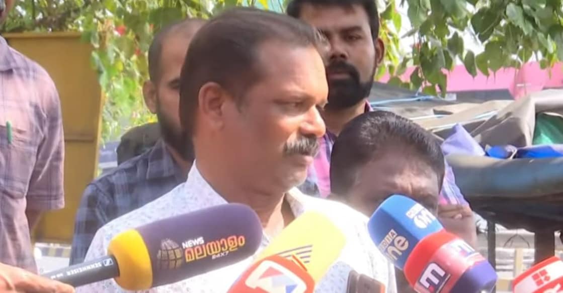 Parents of the children's carolling group that an RSS worker attacked have speaks to the media. Photo: Manorama News