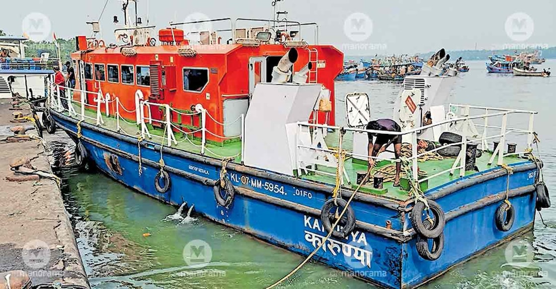 karunya-marine-ambulance