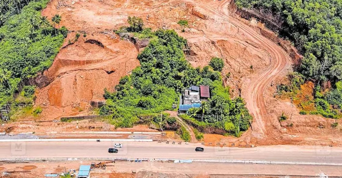 A view of the Mayilatti hill at Keloth in Pullur, Kasaragod, which has become dangerously destabilised due to uncontrolled soil extraction for National Highway construction. Photo: Atlee Fernandes/Manorama