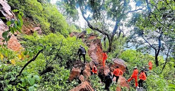 Landslides: Traffic restrictions continue on Ooty – Gudalur national highway