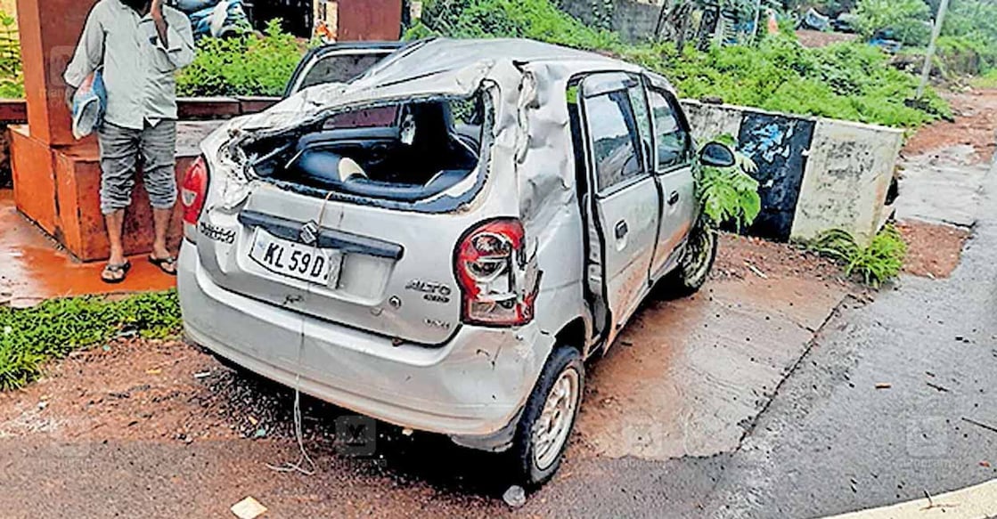 car-mishap-kasaragod-c car-mishap-kasaragod-c
