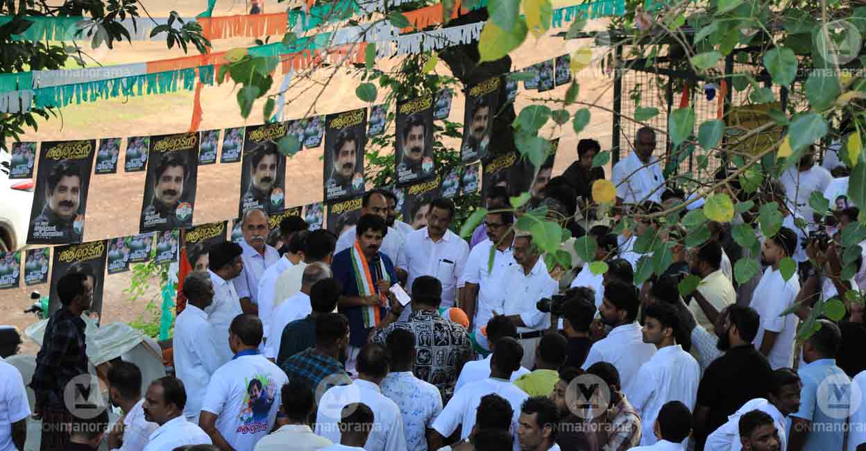aryadan-shoukath3 UDF's Aryadan Shoukath during his campaign in Nilambur. Photo: Onmanorama