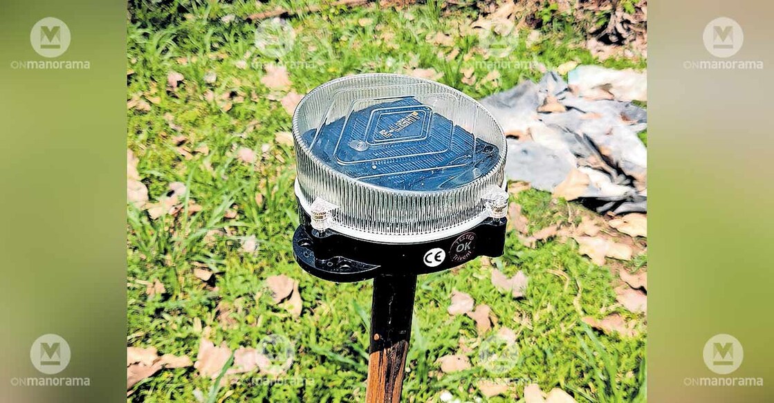 solar-powered-e-light