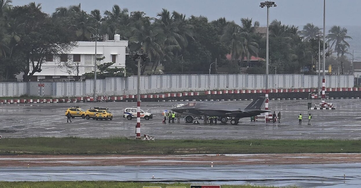f35-tvm-airport