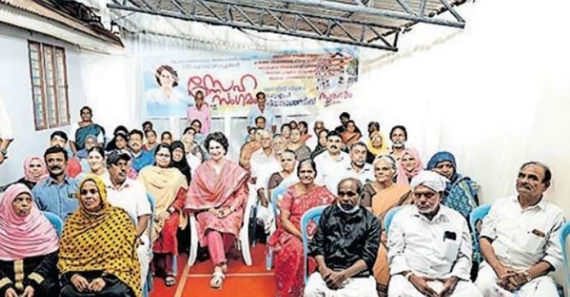 MP Priyanka Gandhi along with participants of the get-together held at Vythiri Taluk Hospital. Photo: Manorama