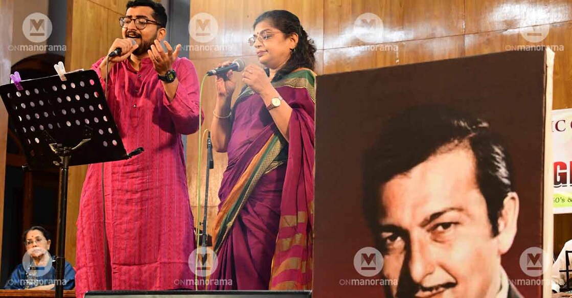 madanmohan-smruthi-calicut-performance