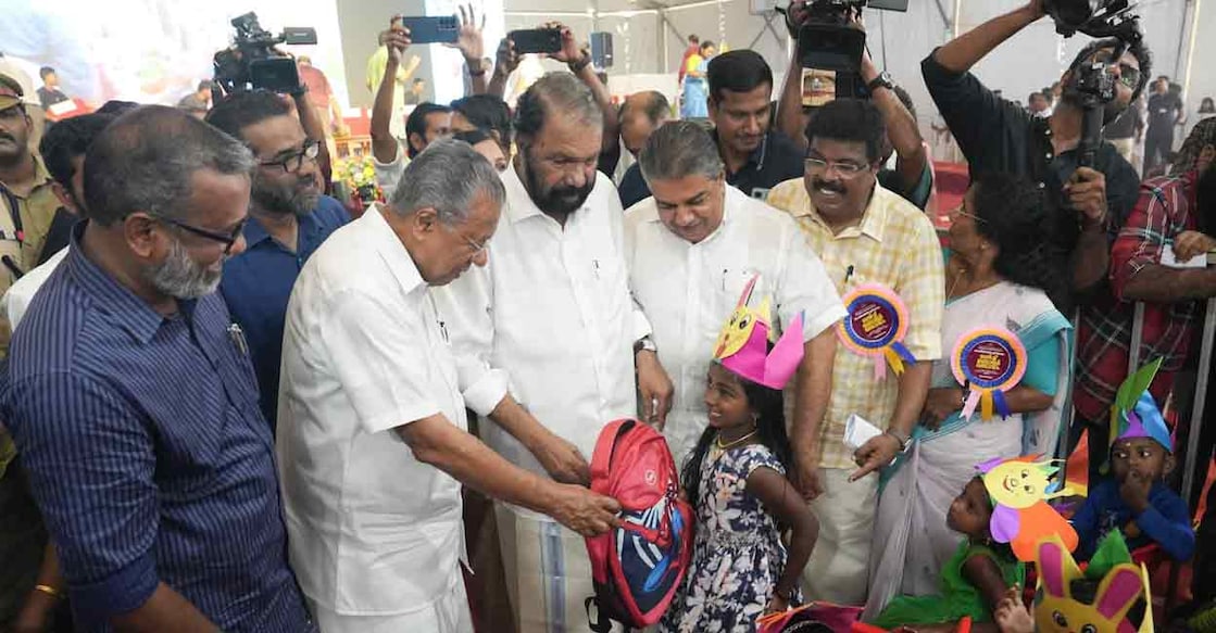pinarayi-preveshanolsavam pinarayi-preveshanolsavam