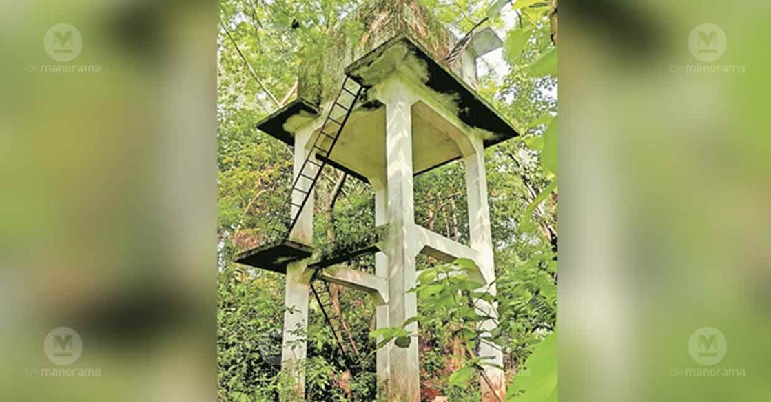 The abandoned water tank in Chenakode in Madhur Panchayat, which was built in 2015 as part of the drinking water supply project. Photo: Manorama