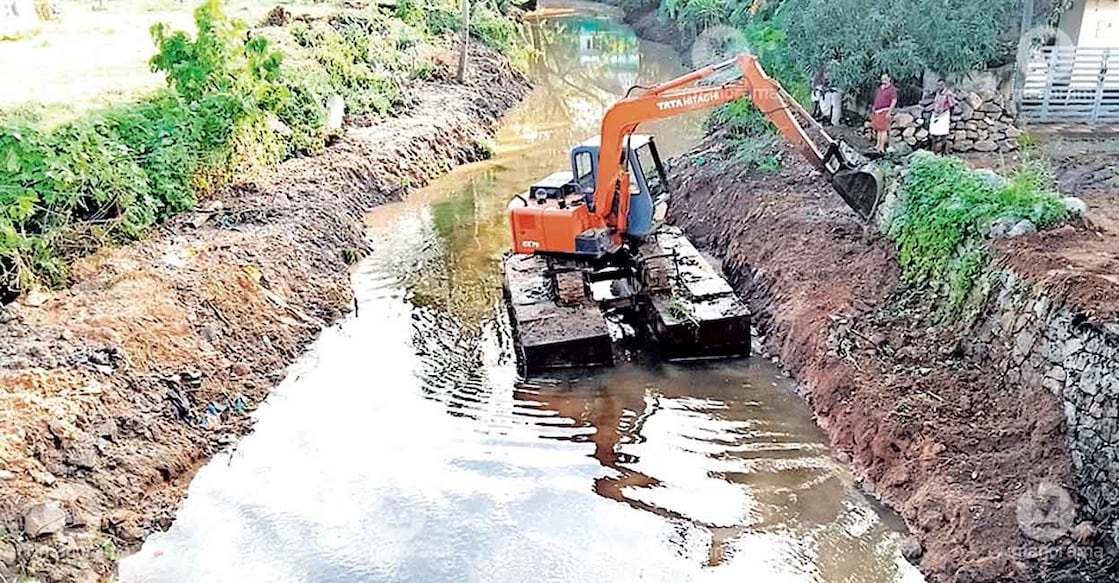 muttar-canal-cleanup