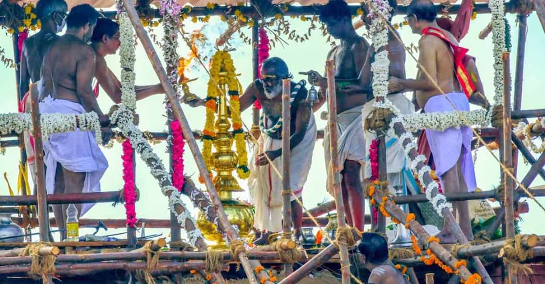 padmanabhaswamy-temple-c The ceremonies for installing a new gopuram (or shikhara) atop the Srikovil (sanctum sanctorum) of the Sri Padmanabhaswamy Temple after 275 years. Photo: Special arrangement