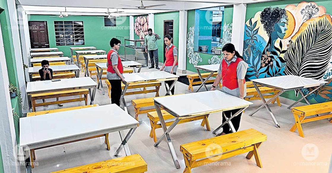 samridhi-kochi-canteen