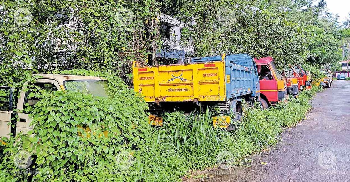 abandoned-vehicles-tirur