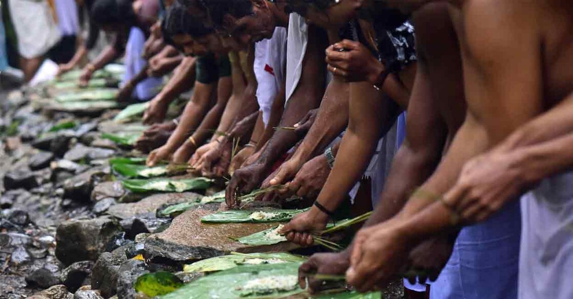 Devotees gather at the Tirunelli Maha Vishnu Temple in Wayanad to offer ‘bali’ rites. Photo: Special arrangement