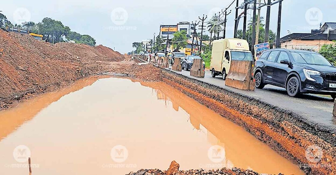 waterlogging-ayathil-junction