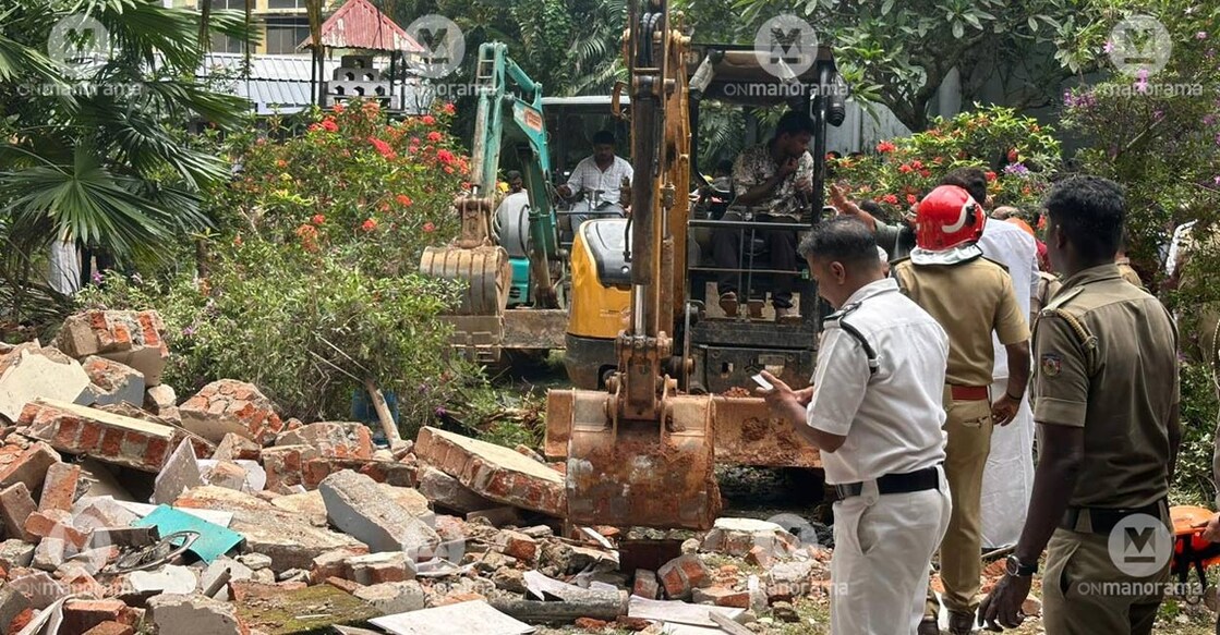 kottayam-building-collapse-3