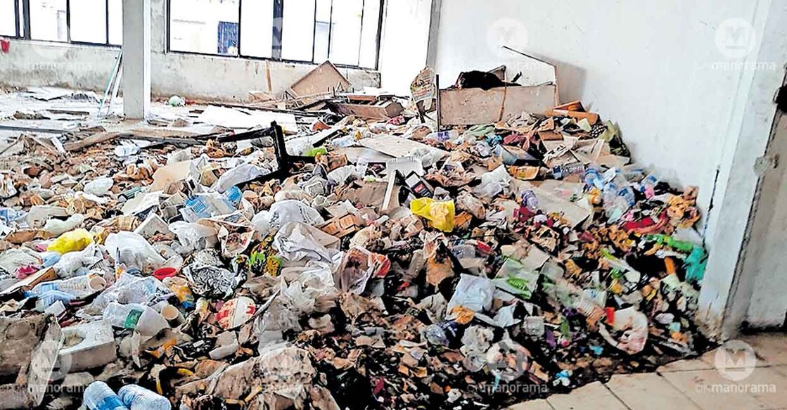 waste-perunna-busstand