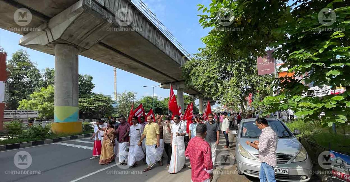 CITU protest march at Kalamassery. Photo: Onmanorama