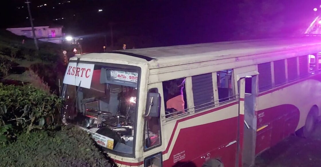 The KSRTC bus crashed into a roadside embankment in Chinnar near Elappara. Photo: Special arrangement