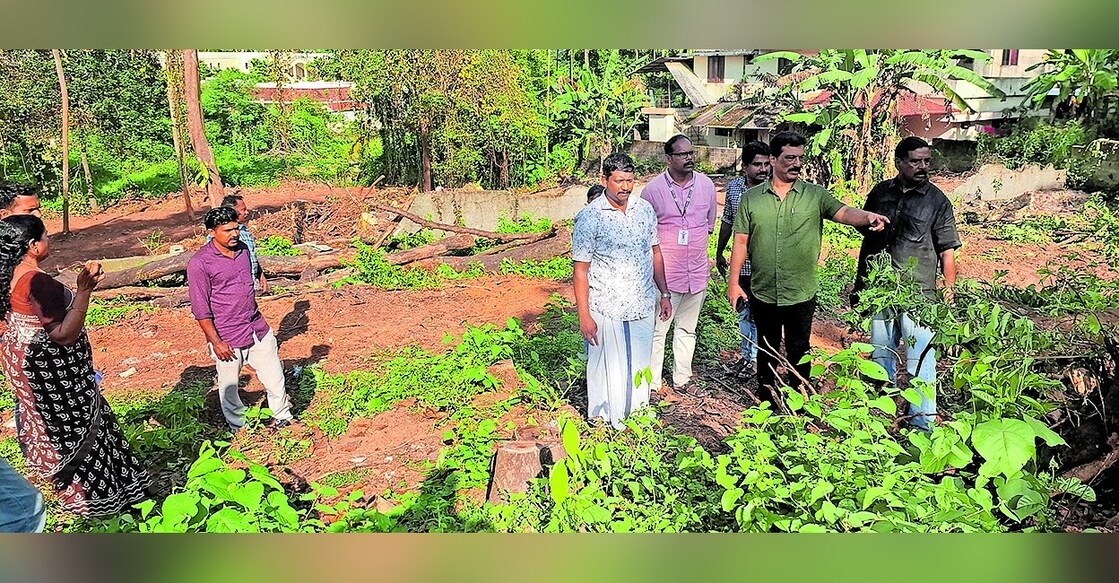 The revenue officials during the inspection. Photo: Manorama