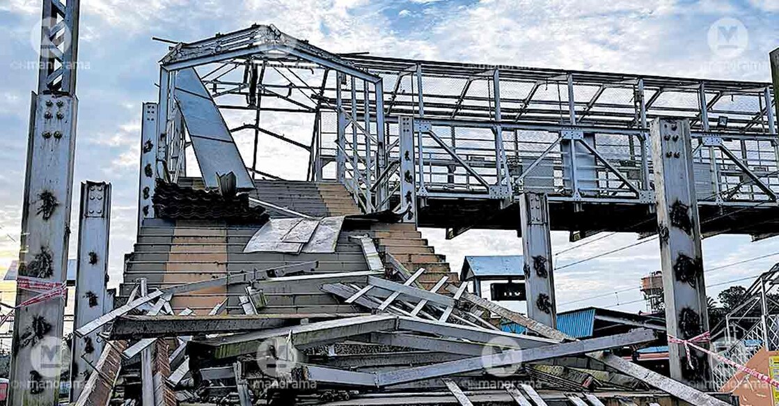 footbridge-shornur-railway