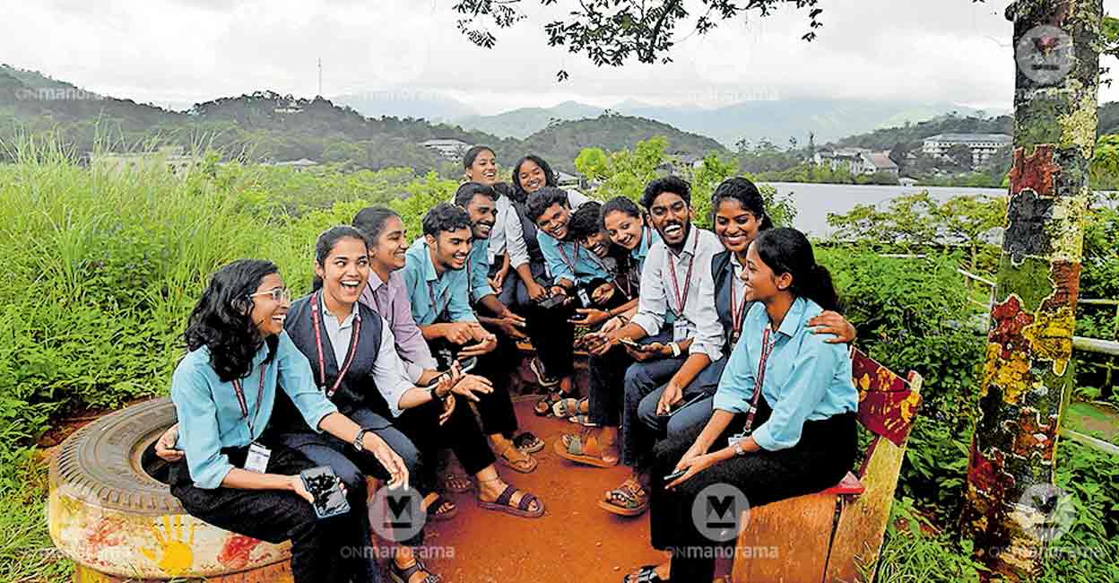 Idukki hills come alive with songs from ‘Cassette’ music club