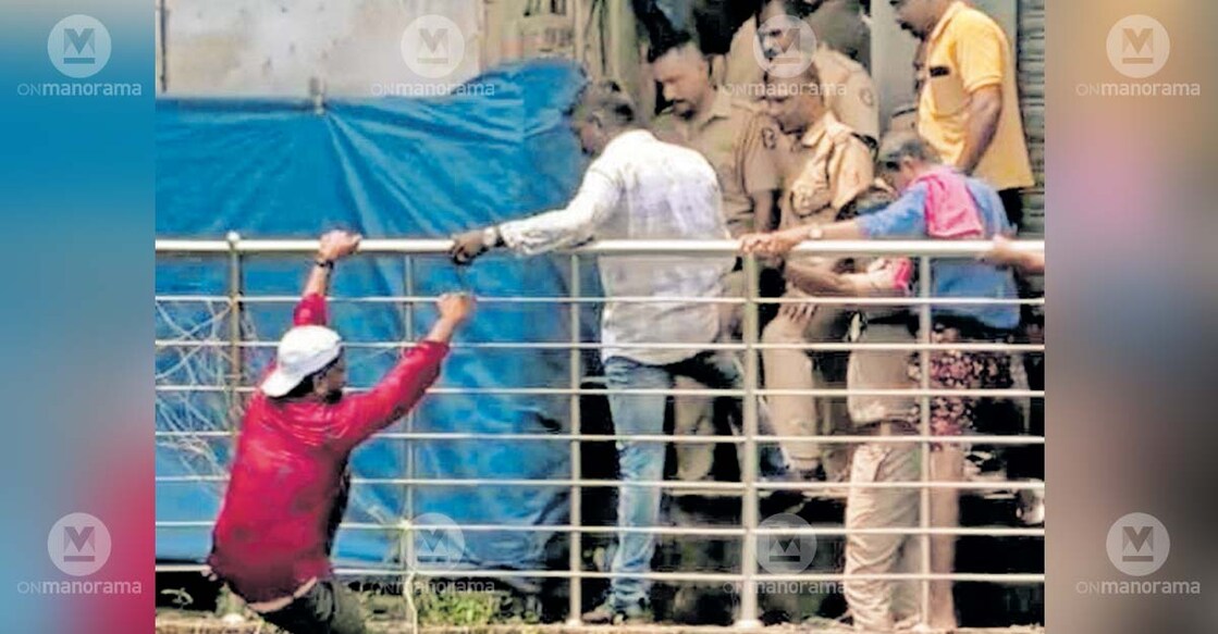 The police and Fire and Rescue team pulling Ashique out of Dalava pond at Chandappura in Kodungallur. Photo: Special arrangement