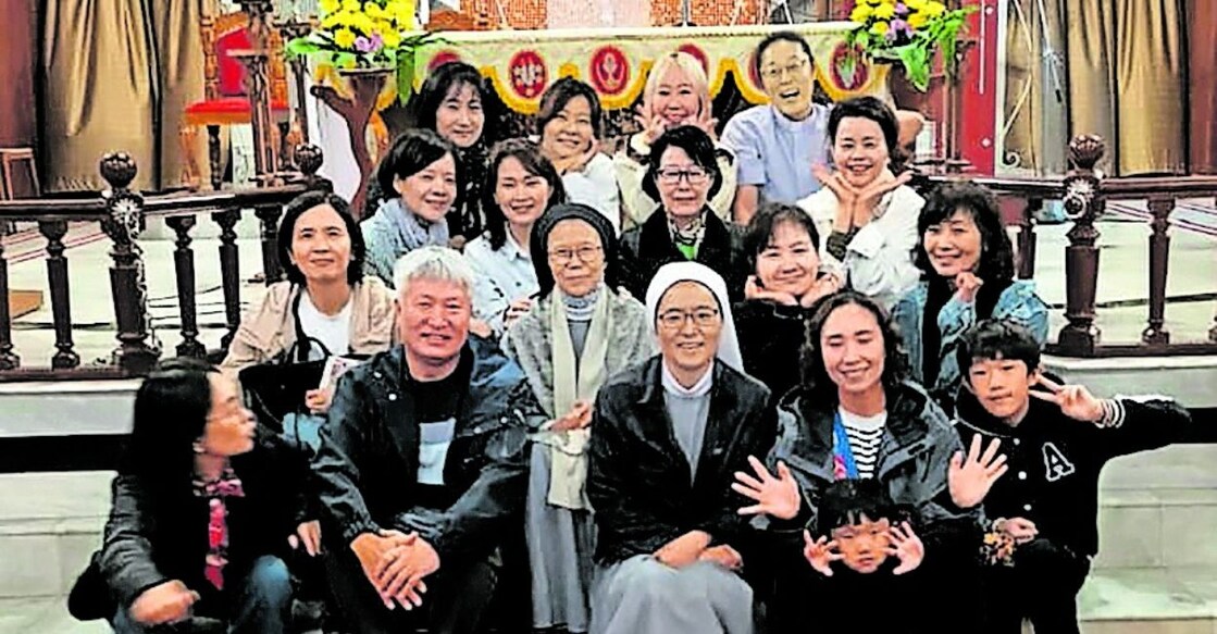 The 17-member team from South Korea. Photo: Special Arrangement.